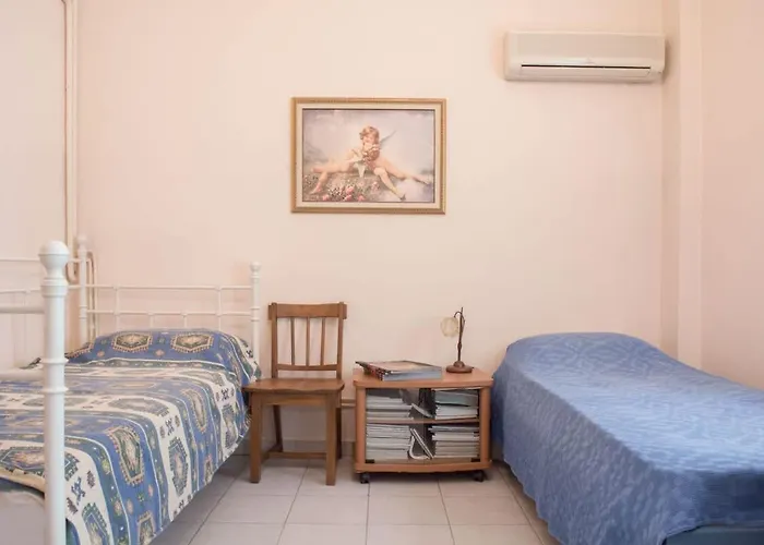 Family Apt With Garden Next To The Sea